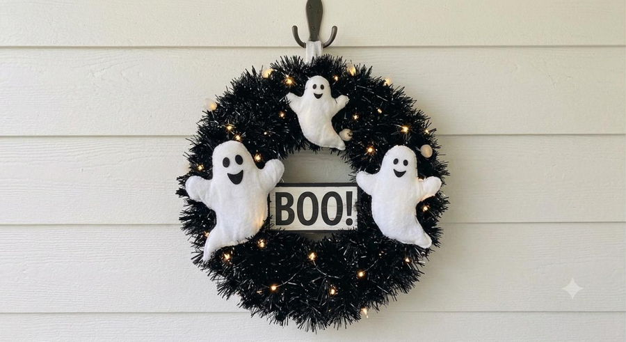 Ghostly Greetings Halloween door wreath